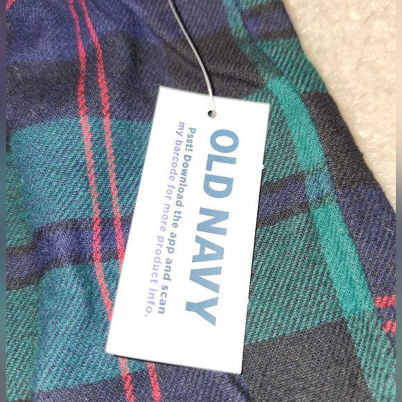 NWT OLD NAVY FAMILY PAJAMAS.  ladies flannel boxer shorts. Size Small - Picture 2 of 3